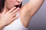 Nguyên nhân khiến vùng da dưới cánh tay thâm sạm và những cách chăm sóc đơn giản tại nhà