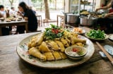 Tại sao các đầu bếp khuyên luộc gà tuyệt đối không cho nước?