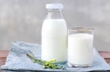 4 loại nước uống buổi tối an thần ngủ ngon
