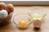 Ăn 2 quả trứng mỗi sáng có hại không? Chuyên gia chỉ ra giới hạn nhiều người đang hiểu sai