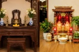 Vì sao không nên đặt chậu hoa, cây cảnh trên ban thờ gia tiên nhưng lại nên đặt ở ban Thần Tài?