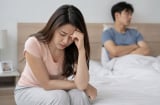 Chuyện chăn gối sau sinh: Nỗi niềm thầm kín của nhiều chị em