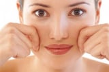 Collagen suy giảm nhanh hơn vì 5 thói quen nhiều người mắc phải mỗi ngày