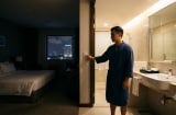 Vì sao bạn nên bật đèn phòng tắm khách sạn suốt đêm?