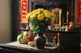 Thắp hương cứ đặt 3 loại hoa này lên bàn thơ gia chủ làm gì cũng thuận: Đó là hoa gì?