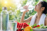 Uống nước đúng cách trong ngày nóng: Điều nhiều người chưa biết