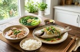 7 món ăn dưỡng sinh giúp người cao tuổi khỏe mạnh trong mùa mưa, vừa ấm bụng vừa dễ tiêu