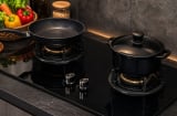Vì sao hầu hết bếp gas đều màu đen mà không phải vàng, xanh, trắng?
