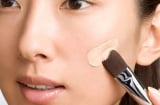 Trang điểm mịn lì trở lại: Xu hướng makeup giúp làn da đẹp như phủ một lớp nhung