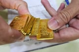 Giá vàng hôm nay 11/8: Bất ngờ 'quay xe' tăng dốc, vàng nhẫn lập đỉnh mới 145 triệu/lượng