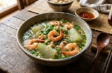Bật mí 3 cách nấu canh bí xanh thanh mát, giải nhiệt cực đỉnh: Bí quyết nằm ở 1 củ gia vị quen thuộc!