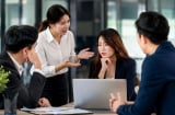 Giao tiếp kiểu này ở công sở khiến người Giỏi cũng khó thăng tiến, càng nói càng dễ mất điểm