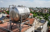 Cảnh báo quan trọng với các gia đình đang để bồn nước trên mái nhà
