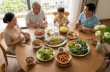 Sau tuổi 50, 2 thói quen này đáng quan tâm hơn việc cố đi đủ 10.000 bước mỗi ngày