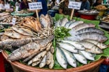 4 kiểu cá tưởng bổ nhưng ăn thường xuyên lại tiềm ẩn rủi ro sức khỏe, nhiều người vẫn vô tư dùng mỗi ngày