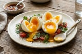 Mẹo luộc trứng lòng đào chảy dẻo, thơm ngon