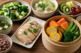 Có phải cứ ăn đồ hấp luộc là tốt cho sức khỏe? Sự thật không đơn giản như nhiều người nghĩ