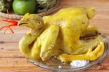 Cách luộc gà đông lạnh ngon ngọt, chắc thịt như gà tươi