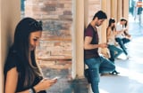 Cô đơn giữa thời đại kết nối: Cách nền kinh tế lấp đầy khoảng trống
