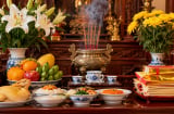 Thắp hương xong, tránh để lâu 3 thứ này trên ban thờ