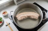Nước luộc thịt nên đổ đi hay giữ lại nấu canh?