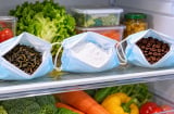 Vì sao nhiều nhà đặt khẩu trang y tế trong tủ lạnh? Hóa ra là mẹo thú vị