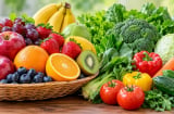 Ăn nhiều hoa quả có thay thế được rau không?
