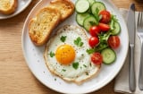 Người thường xuyên ăn trứng vào buổi sáng, sức khỏe có gì khác biệt?
