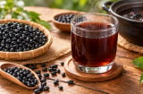 Uống nước đậu đen mỗi ngày có tốt không? Không phải cứ uống càng nhiều càng tốt