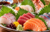Tại sao món cá sống ở Nhật thường ăn kèm lá tía tô?