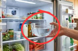 Tại sao nên đặt một bát nước qua đêm trong tủ lạnh?