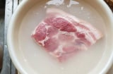 Rửa thịt bằng nước vo gạo có tác dụng gì?