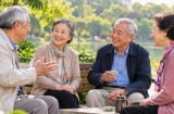 Khi về hưu, dù giàu hay nghèo cũng nên tránh qua lại với những người này