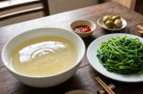Tận dụng nước luộc rau làm canh: Khi nào nên? Khi nào không nên?