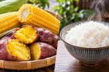 Ăn khoai và ngô thay cơm trắng: Có tốt hơn không, ai nên và không nên áp dụng?