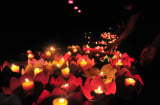 Mùa Vu Lan và ý nghĩa của đèn hoa đăng