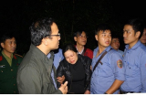 Tai nạn tàu hỏa thảm khốc ở Huế: Vợ phó tàu khóc ngất lên ngất xuống không tin chồng đã tử nạn