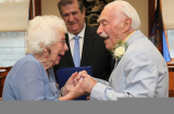 Chú rể 94 tuổi kể về đêm động phòng với cô dâu 99 tuổi