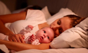 Chuyên gia mách mẹ tuyệt chiêu giúp con ngủ ngoan suốt đêm, tránh tình trạng ngủ ngày cày đêm