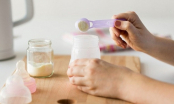 Pha sữa bằng nước rau ngót, mẹ trẻ khiến con sơ sinh ngộ độc: 3 sai lầm cần tránh khi pha sữa cho trẻ