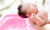 9 thời điểm cha mẹ không nên tắm cho trẻ kẻo hậu quả khó lường