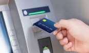 Rút tiền ở cây ATM bị nuốt thẻ chỉ cần nhấn một nút này là lấy lại dễ dàng, không sợ mất thẻ