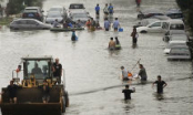 Cứu trợ lũ lụt không hiệu quả, dân biểu tình