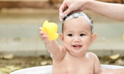 Những nguyên tắc vệ sinh khi chăm trẻ mẹ cần biết