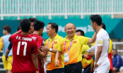 Giải mã nụ cười gây tranh cãi và cái xoa đầu Son Heung Min của HLV Park Hang-seo trong trận bán kết ASIAD 18