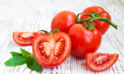 Lợi ích bất ngờ khi bạn chà cà chua lên mặt 3 phút mỗi ngày