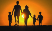 9 ân đức tựa biển trời của cha mẹ phận làm con cần khắc cốt ghi tâm