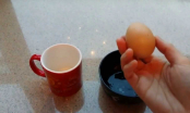Bóc vỏ trứng siêu nhanh chỉ bằng 1 cây kim
