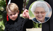 Đón sinh nhật 5 tuổi chưa lâu, hoàng tử bé George đã bắt buộc phải học nghi thức hoàng gia khi gặp Nữ hoàng