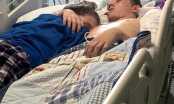 Xúc động rơi nước mắt với khoảnh khắc cô gái 15 tuổi ôm bạn trai trên giường bệnh lần cuối cùng